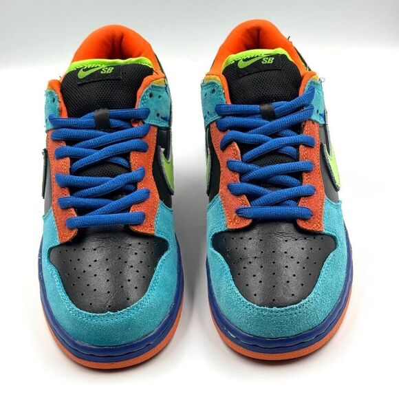 Nike SB Dunk Low 'Skate or Die' - Picture 2 of 11